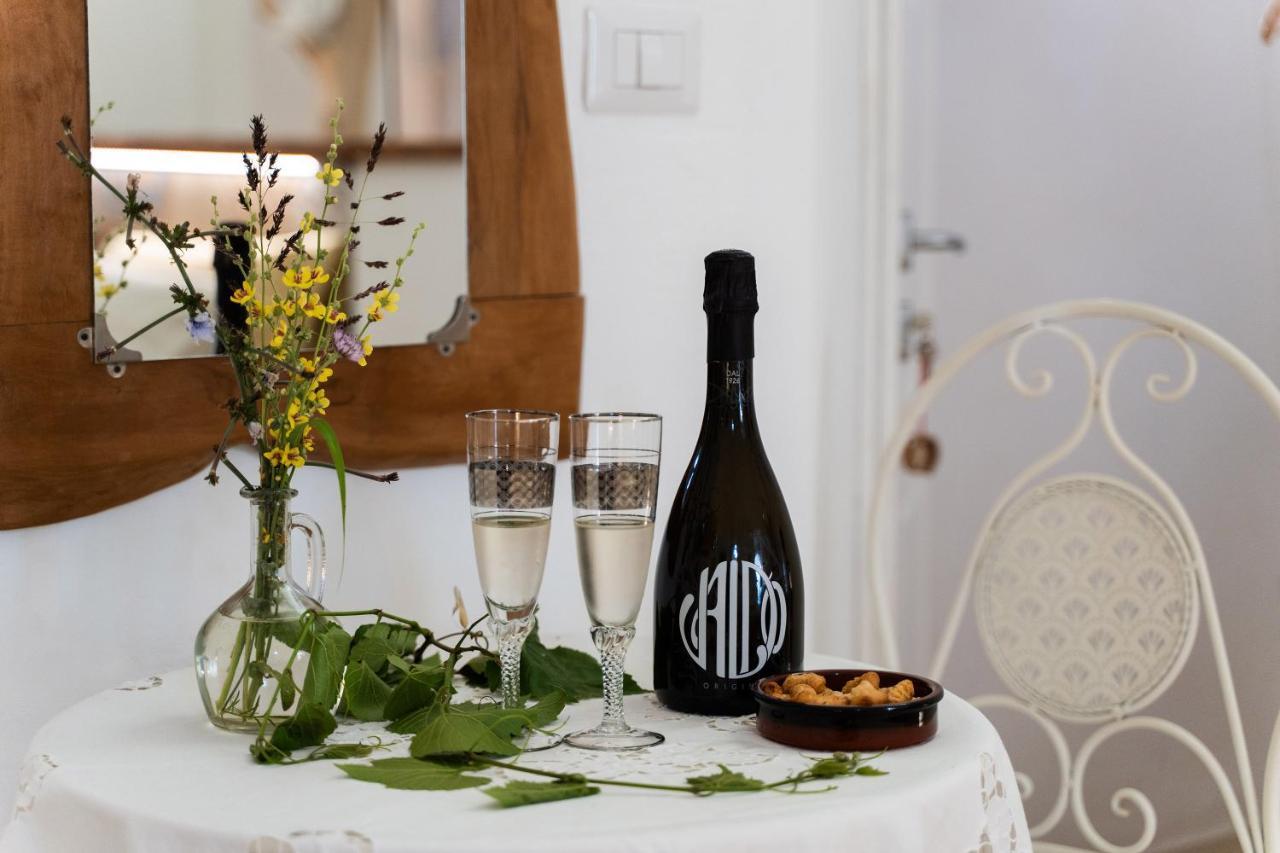 Le Antiche Dimore Di Cadia Bed & Breakfast